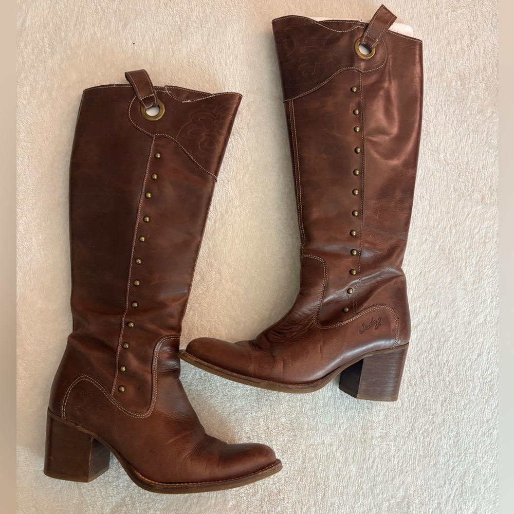 Destroy Campus Boots